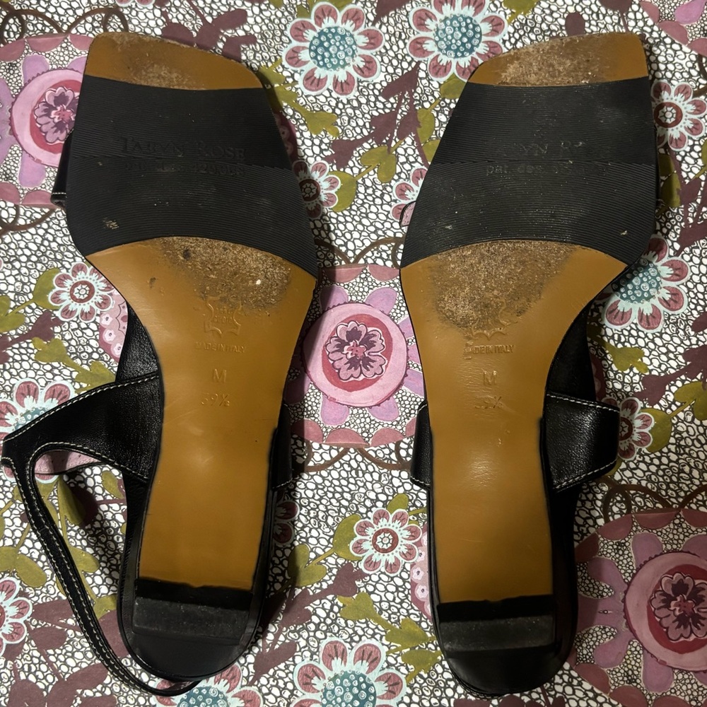 Taryn Rose Italian Leather Sandals - Picture 5 of 8
